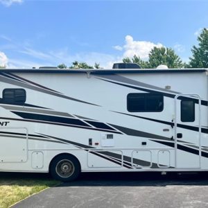 2019 WINNEBAGO INTENT 30R