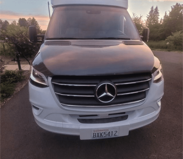 2021 REGENCY RV ULTRA BROUGHAM MB - Image 2