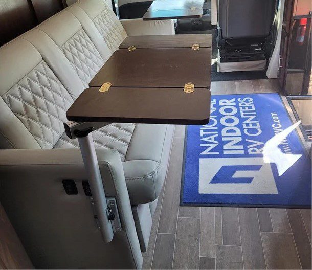 2021 REGENCY RV ULTRA BROUGHAM MB - Image 7