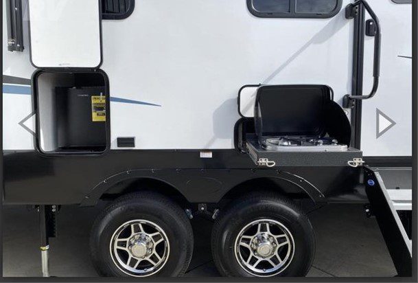 2022 HEARTLAND MILESTONE 386BH - Image 8