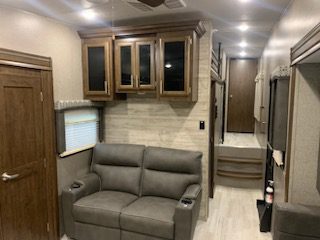 2019 FOREST RIVER FLAGSTAFF SUPER LITE 529MBS - Image 13