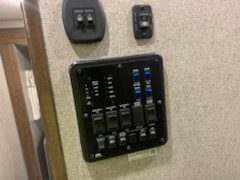 2019 FOREST RIVER FLAGSTAFF SUPER LITE 529MBS - Image 16