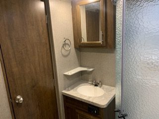 2019 FOREST RIVER FLAGSTAFF SUPER LITE 529MBS - Image 19