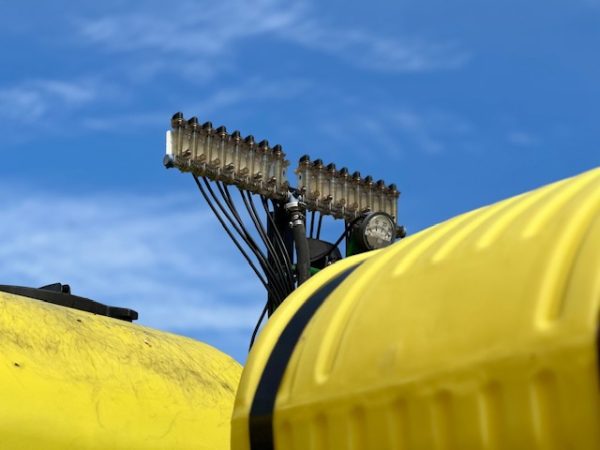 2011 John Deere 1770NT 16 row 30 - Image 17