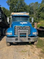 2016 713 Mack Granite & 2015 713 Mack Granite - Image 9