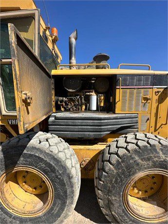 2019 Barko 930B & 2003 CATERPILLAR 163H - Image 4