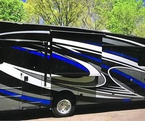 2022 THOR MOTOR COACH OUTLAW 38MB