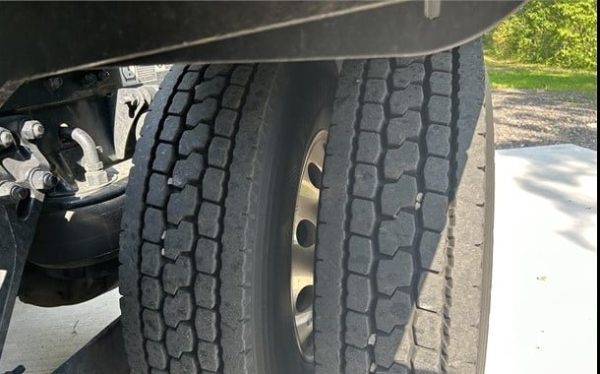 2021 Kenworth W990 - Image 10