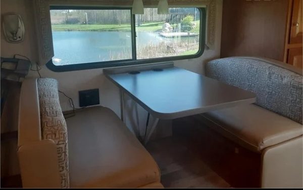 2017 WINNEBAGO VISTA LX 35F - Image 14
