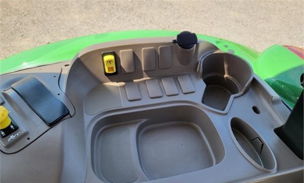 2022 JOHN DEERE 5100E - Image 9