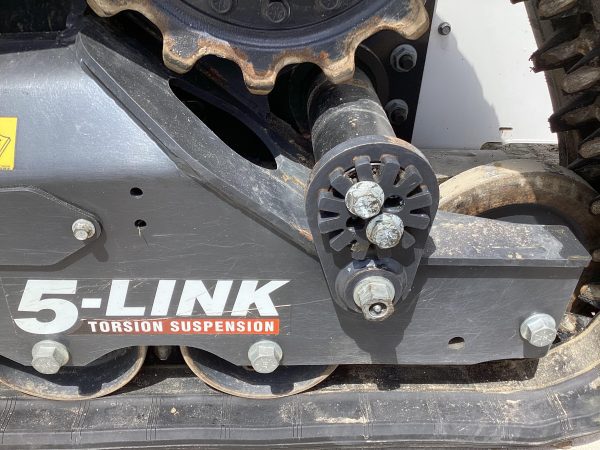 2022 Bobcat T-76 Track Skid Steer - Image 10