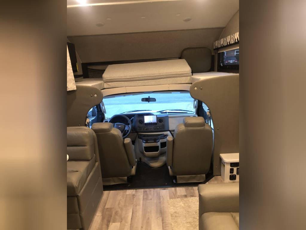 2021 JAYCO GREYHAWK 27U - Image 13