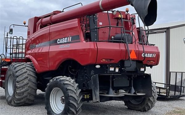 2012 CASE IH 5088 & 2010 CASE IH HEADER 2206 - Image 4