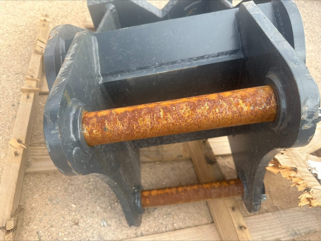 2023 Caterpillar 420 Backhoe - Image 7