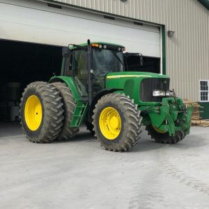 2005 John Deere 7220 TRACTOR 