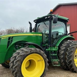 2009 JOHN DEERE 8235R
