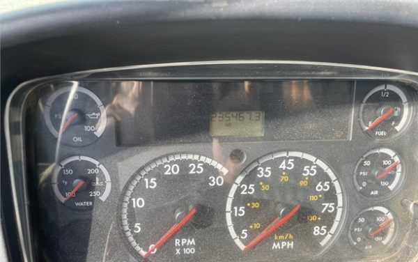 2008 FREIGHTLINER BUSINESS CLASS M2 106 - Image 19