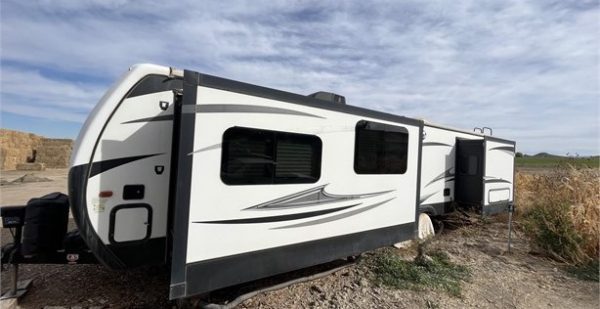 2018 KEYSTONE RV CO OUTBACK SUPER LITE 333FE