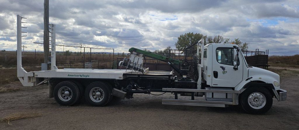 2015 Circle C American Eagle Bale Wagons and Trailer - Image 3