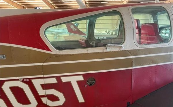 1973 BEECHCRAFT E55 BARON - Image 6
