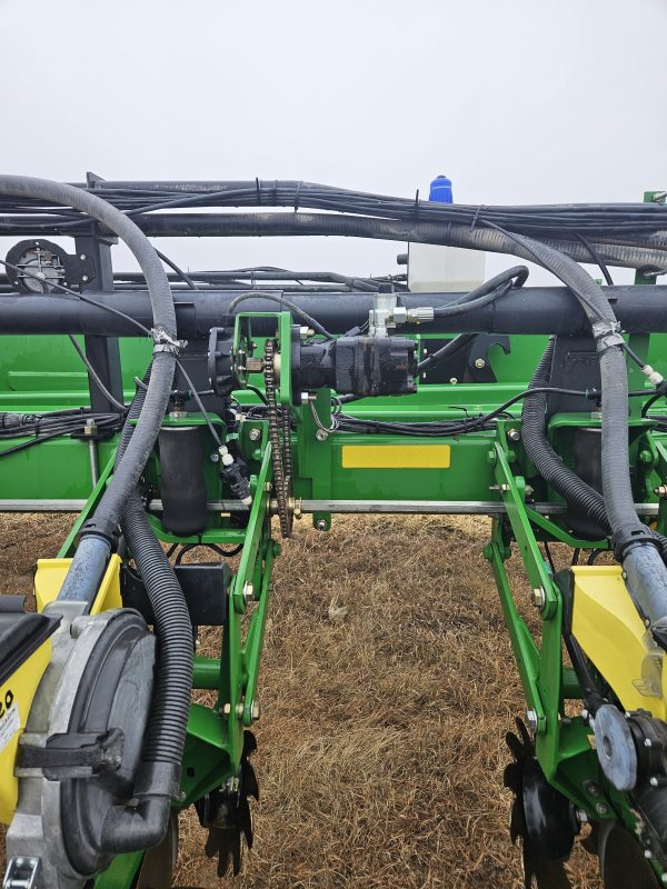 2011 John Deere DB 60 Planter - Image 10