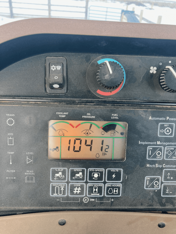 2005 John Deere 8220 - Image 5