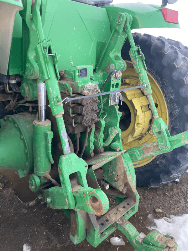 2005 John Deere 8220 - Image 13