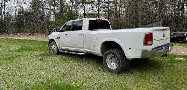 2024 HEARTLAND CYCLONE 4270 & 2017 Ram 3500 Laramie DRW - Image 34