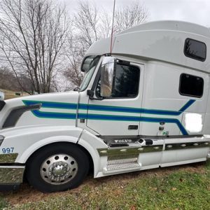 2018 VOLVO VNL64T780