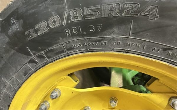 JOHN DEERE 5115R - Image 13