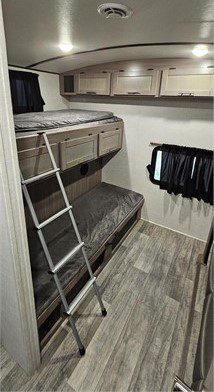 2021 CROSSROADS SUNSET TRAIL SUPER LITE 331BH - Image 18