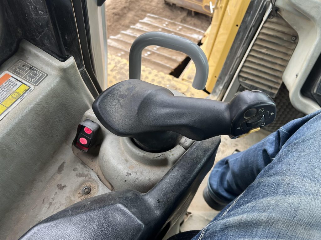 2014 Cat D6T XW - Image 3