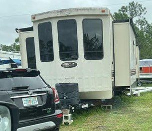 2021 FOREST RIVER CEDAR CREEK COTTAGE 40CFK2 - Image 3