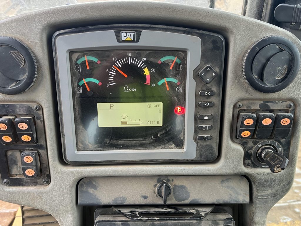 2014 Cat D6T XW - Image 6