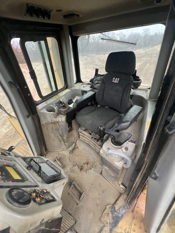 2014 Cat D6T XW - Image 7