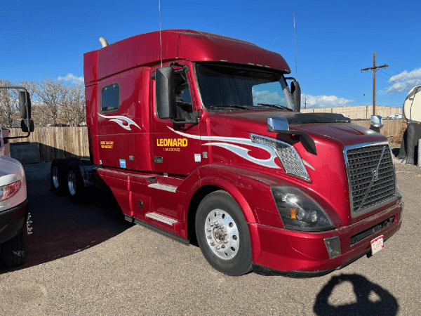 2017 Volvo - Image 7