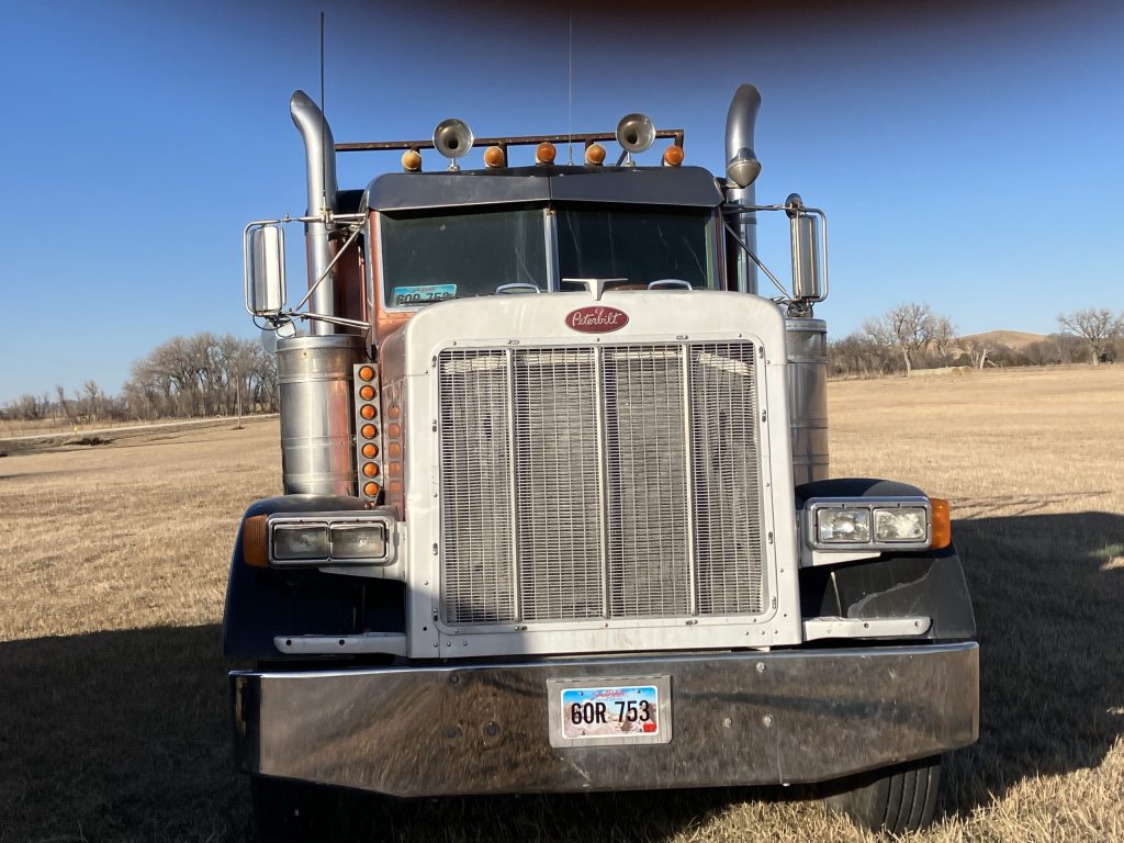 1989 Peterbilt 379 - Image 3