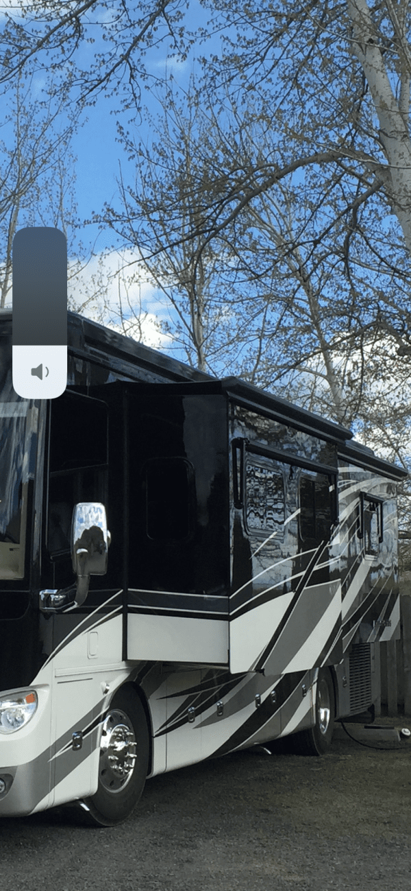 2017 TIFFIN ALLEGRO BUS 37AP