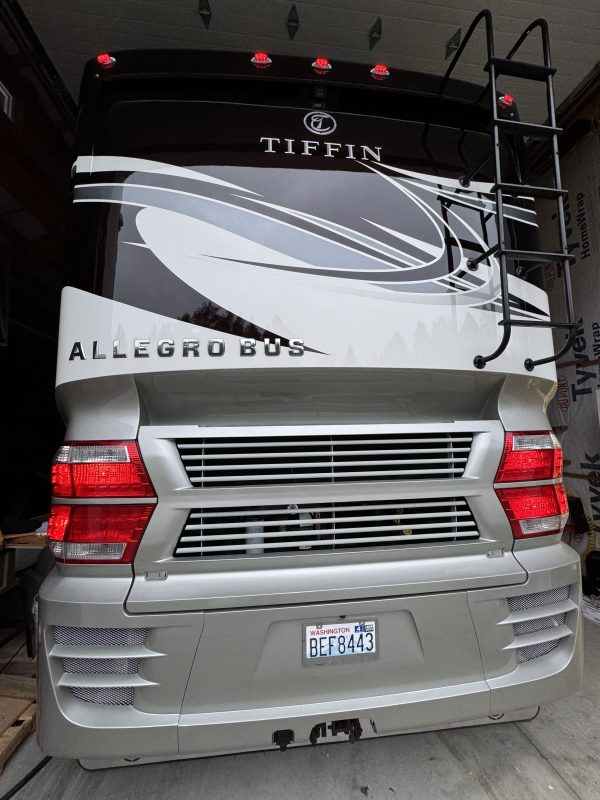 2017 TIFFIN ALLEGRO BUS 37AP - Image 3