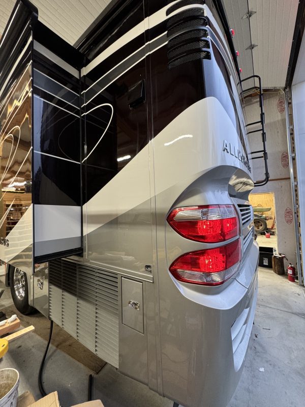 2017 TIFFIN ALLEGRO BUS 37AP - Image 38