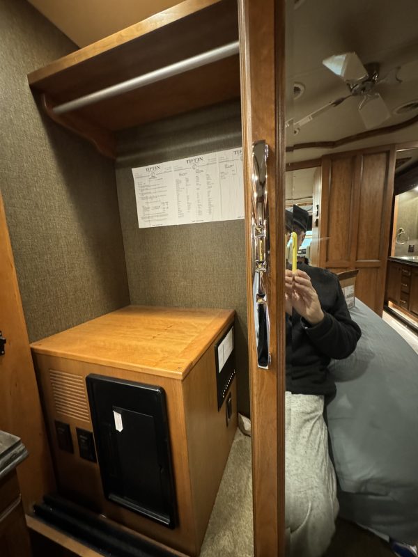 2017 TIFFIN ALLEGRO BUS 37AP - Image 78