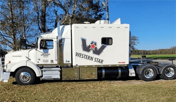 2016 WESTERN STAR 4900 - Image 3