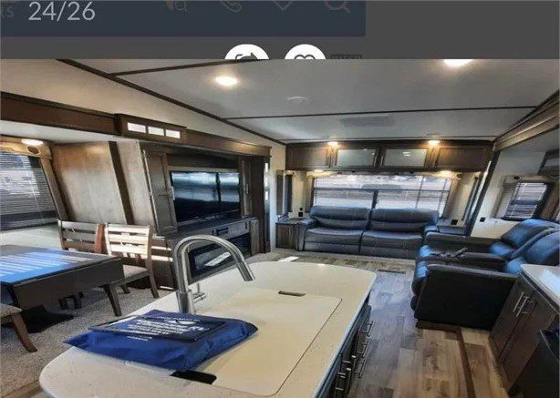 2018 KEYSTONE RV CO COUGAR 338RLK - Image 4