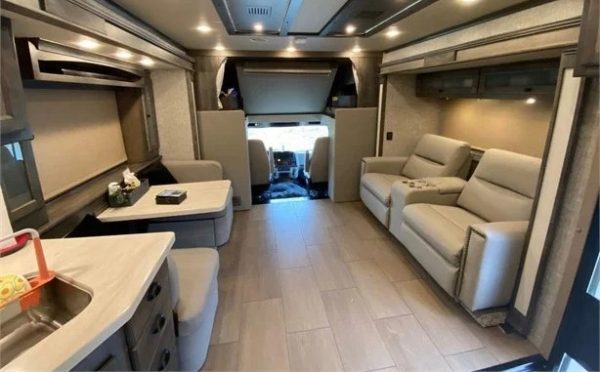 2023 TIFFIN ALLEGRO BAY 38BB - Image 6