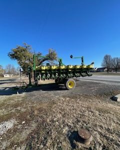 2022 John Deere 1745 Planter