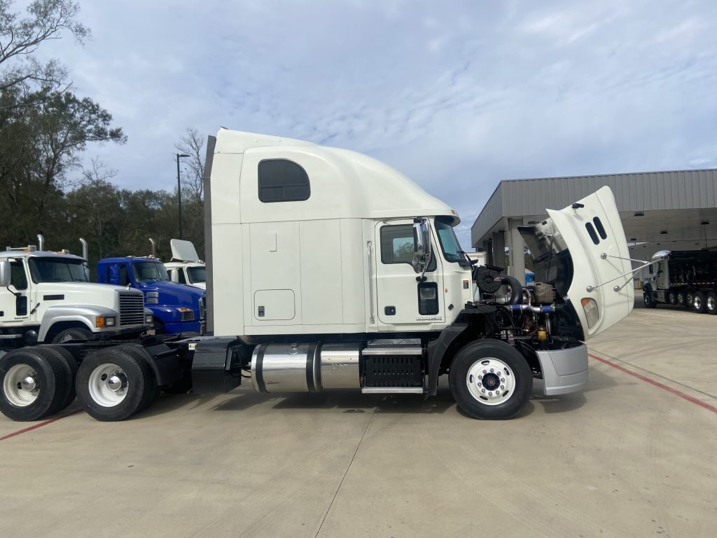 2015 Mack Pinnacle CXU613