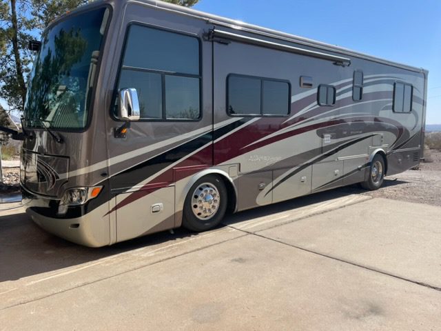 2014 TIFFIN ALLEGRO BREEZE 32BR