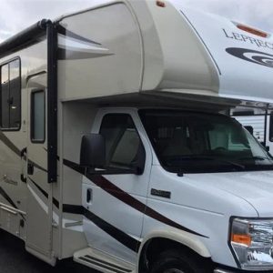2018 COACHMEN LEPRECHAUN 319MB