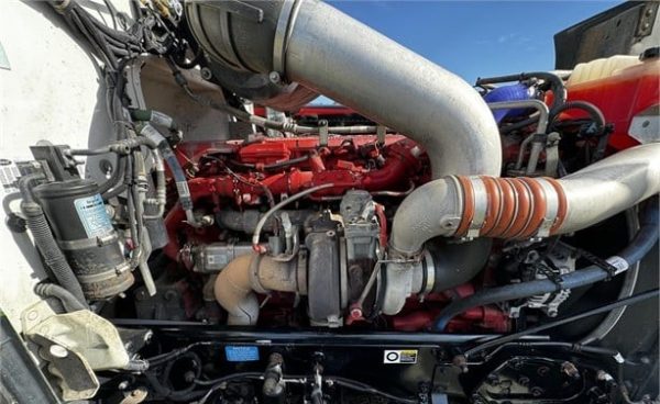 2014 PETERBILT 386 - Image 9