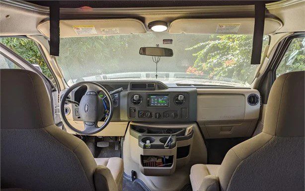 2018 COACHMEN LEPRECHAUN 319MB - Image 3